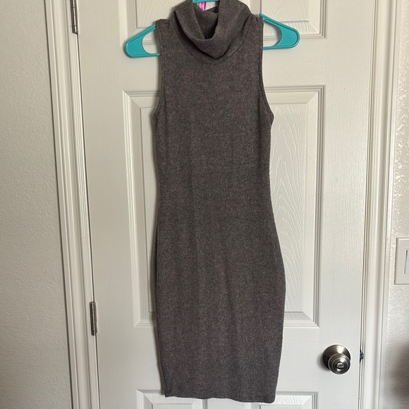 Gray Sleeveless Turtleneck Dress - Picture 1 of 4
